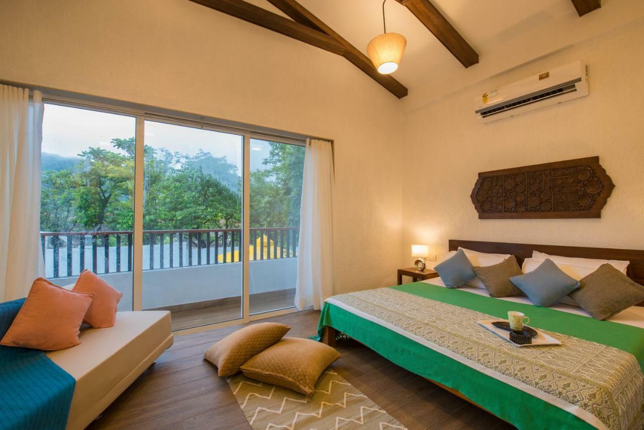 לונבלה El Lodge By Stayvista - Pool, Lawn, And A Charming Gazebo For Your Perfect Getaway מראה חיצוני תמונה